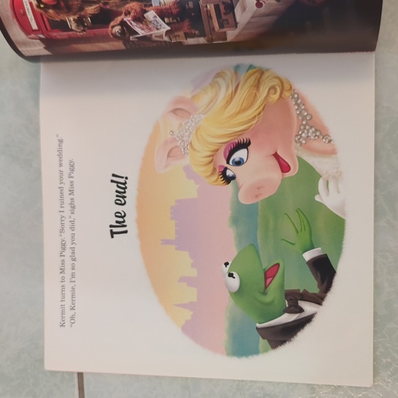 🍓 4/$20 Muppets Most Wanted book - Picture 6 of 7